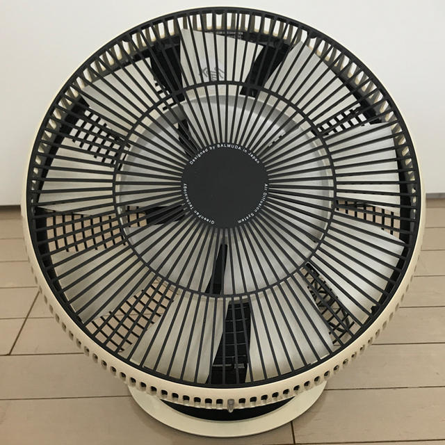 BALMUDA(バルミューダ)のBALMUDA GreenFan Cirq スマホ/家電/カメラの冷暖房/空調(扇風機)の商品写真