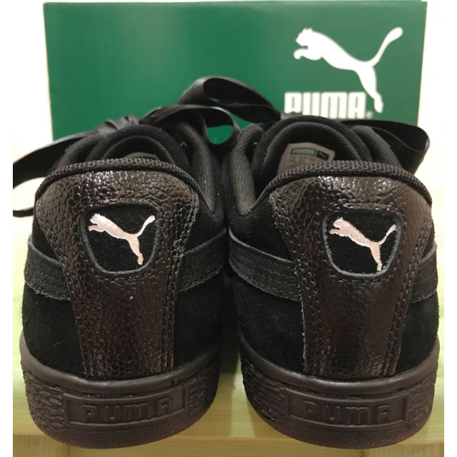 PUMA(プーマ)の【PUMA】サテンリボンのスニーカー（黒） レディースの靴/シューズ(スニーカー)の商品写真