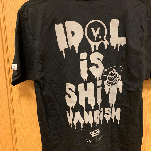 VANQUISH(ヴァンキッシュ)のBiSH × VANQUISH コラボTシャツ エンタメ/ホビーのタレントグッズ(アイドルグッズ)の商品写真