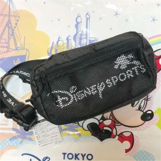 ディズニー(Disney)の新品♡ ディズニースポーツ ボディバッグ ディズニーリゾート(ボディバッグ/ウエストポーチ)