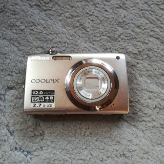 ニコン(Nikon)のニコン COOLPIX S3000 NIKON ジャンク品(コンパクトデジタルカメラ)