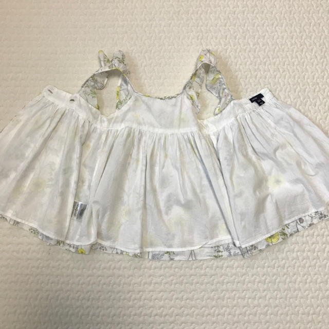 babyGAP(ベビーギャップ)のgap 花柄 ワンピース キッズ/ベビー/マタニティのキッズ服女の子用(90cm~)(ワンピース)の商品写真