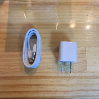 アイフォーン(iPhone)の新品未使用(バッテリー/充電器)