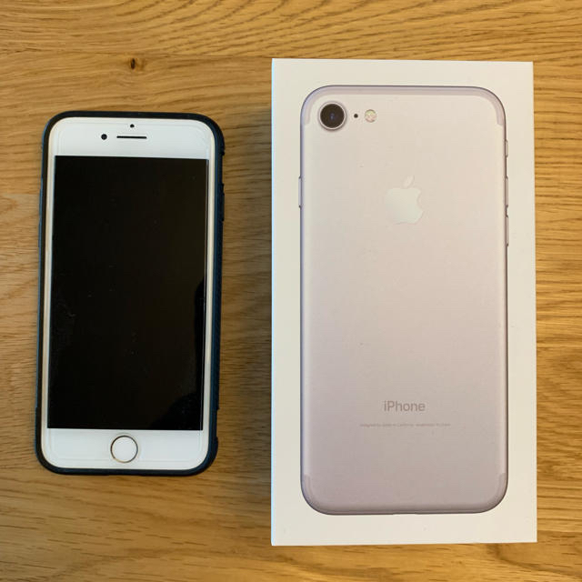 週末値下げ！！【送料無料】美品 iPhone7 256GB ホワイト