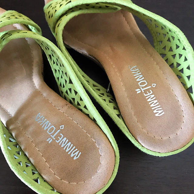 Minnetonka(ミネトンカ)のミネトンカ  ウエッジサンダル レディースの靴/シューズ(サンダル)の商品写真