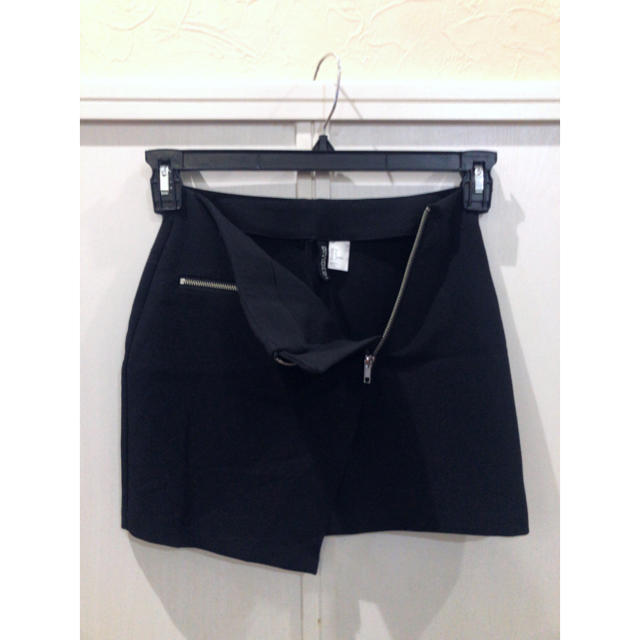 H&M(エイチアンドエム)のジッパースカート★H&M レディースのスカート(ミニスカート)の商品写真