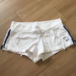 アバクロンビーアンドフィッチ(Abercrombie&Fitch)のアバクロ ショートパンツ ホワイト(パジャマ)