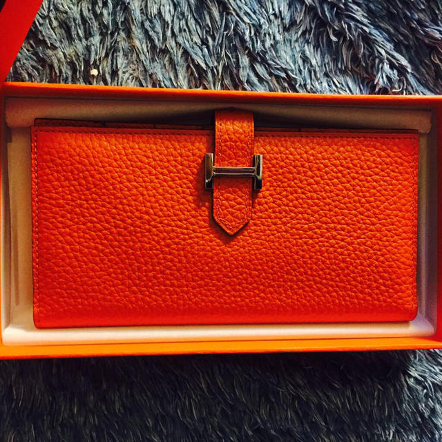 Hermes(エルメス)のエルメス★ベアンオレンジ長財布 レディースのファッション小物(財布)の商品写真