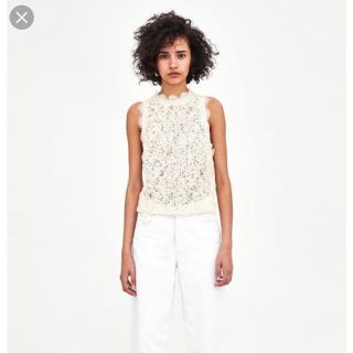 ザラ(ZARA)の新品 ZARA ジッパー仕様レーストップス ノースリーブ ザラ 白 S(カットソー(半袖/袖なし))