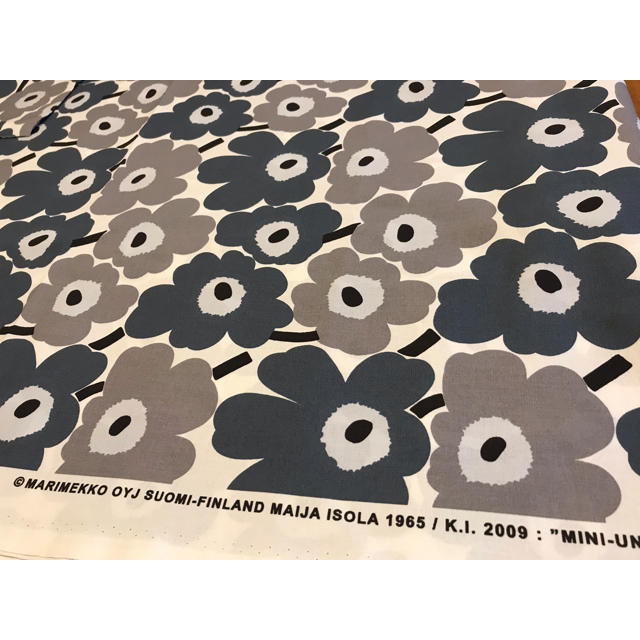 Marimekko 日本限定復刻色 マリメッコ 生地 ミニウニッコ グレー の通販 By なた S Shop マリメッコならラクマ