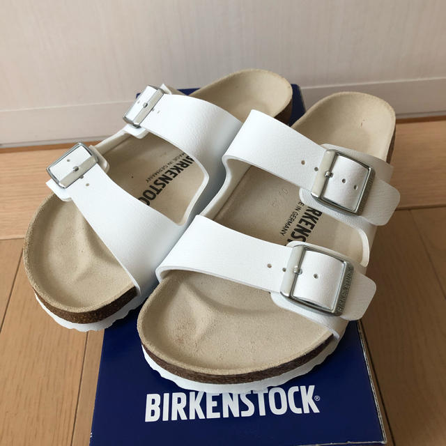 BIRKENSTOCK(ビルケンシュトック)のビルケンシュトック サンダル 美品 レディースの靴/シューズ(サンダル)の商品写真