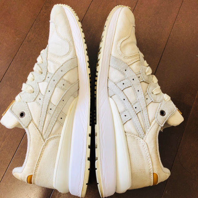 Onitsuka Tiger(オニツカタイガー)のオニツカタイガー タイガーアリー 白 デニム レディースの靴/シューズ(スニーカー)の商品写真