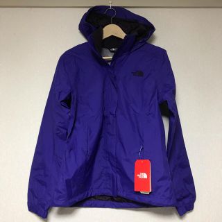 ザノースフェイス(THE NORTH FACE)の新品★海外限定ノースフェイスマウンテンパーカー紫S★ウインドブレーカー★(ナイロンジャケット)