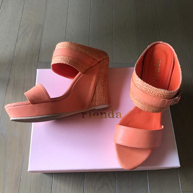rienda(リエンダ)のリエンダ サンダル レディースの靴/シューズ(サンダル)の商品写真