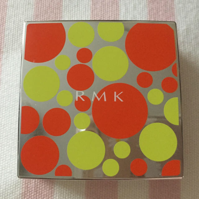 RMK(アールエムケー)の完売 RMK 限定 カラーポップ チーク cheek ピンク pink♡ コスメ/美容のベースメイク/化粧品(チーク)の商品写真