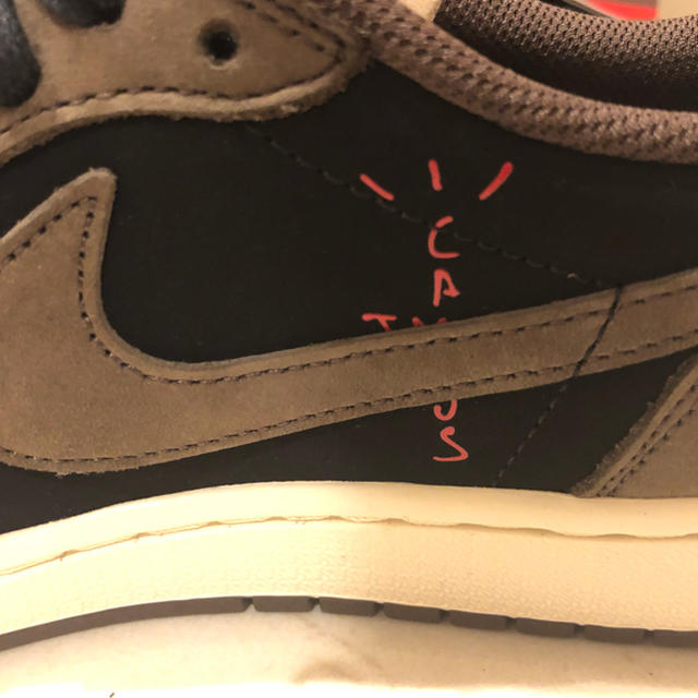 NIKE(ナイキ)のエアジョーダン1 low TRAVIS SCOTT メンズの靴/シューズ(スニーカー)の商品写真