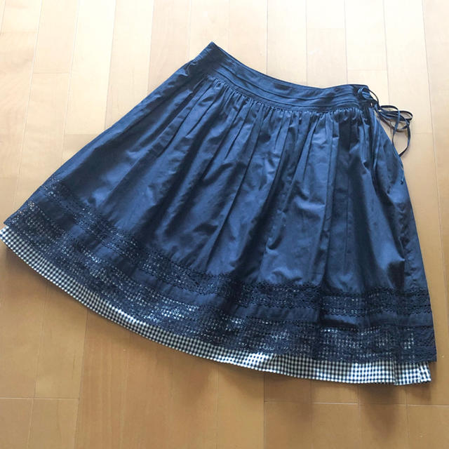 Lois CRAYON(ロイスクレヨン)の美品♡Lois CRAYON リボン レース チェック ネイビー スカート レディースのスカート(ひざ丈スカート)の商品写真