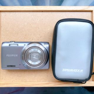 フジフイルム(富士フイルム)のゼロフィルム FinePix デジカメ (コンパクトデジタルカメラ)