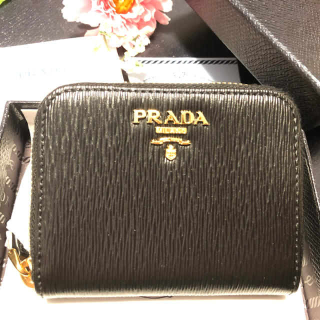 PRADA - プラダ パスケース コインケース カードケースの通販 by ゆりハウス yurihouse2016's shop ｜プラダならラクマ