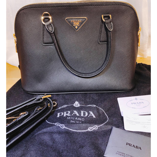 美品 prada バッグ サフィアーノ