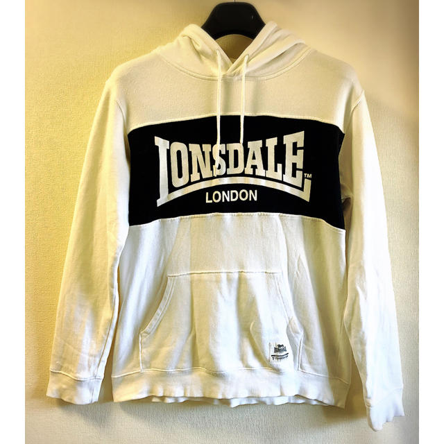 LONSDALE(ロンズデール)のロンズデール LONSDALE 白パーカー Mサイズ レア パンクス スキンズ メンズのトップス(パーカー)の商品写真