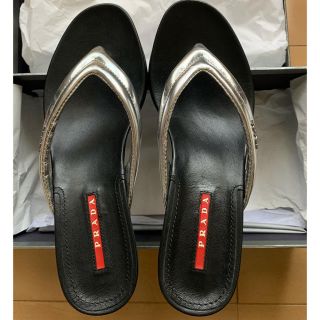 プラダ(PRADA)のPRADA ローヒール レザービーチサンダル(サンダル)