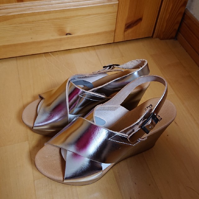 SHIPS(シップス)の新品Biancaウェッジサンダル37 レディースの靴/シューズ(サンダル)の商品写真