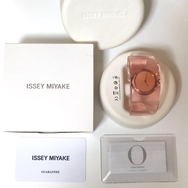 ISSEY MIYAKE(イッセイミヤケ)の専用 イッセイミヤケ 腕時計 O レディースのファッション小物(腕時計)の商品写真