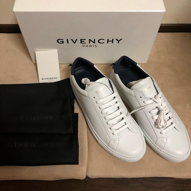 GIVENCHY(ジバンシィ)のGIVENCHY Urban Street スニーカー ネイビー メンズの靴/シューズ(スニーカー)の商品写真