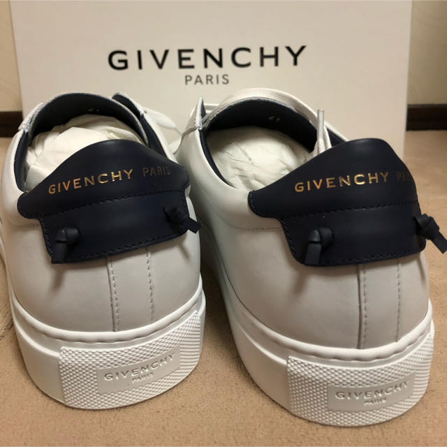 GIVENCHY(ジバンシィ)のGIVENCHY Urban Street スニーカー ネイビー メンズの靴/シューズ(スニーカー)の商品写真