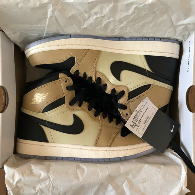 【最終お値下げ価格】NIKE AIR JORDAN 1 FOSSIL 3