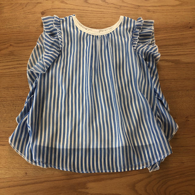 WILL MERY(ウィルメリー)の美品 WILL MERY フリルトップス 110cm キッズ/ベビー/マタニティのキッズ服女の子用(90cm~)(Tシャツ/カットソー)の商品写真