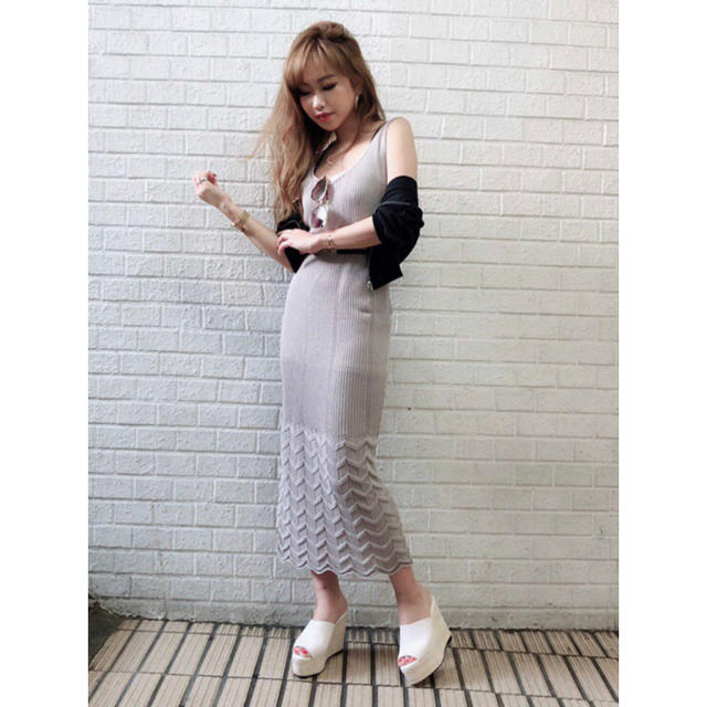 EMODA moussy zara gyda rienda リップサービス