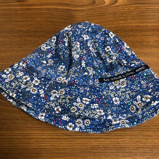 ジャンクストアー(JUNK STORE)のジャンクストア☺︎花柄帽子52cm ザラ、ギャップ、ネクスト好きに(帽子)