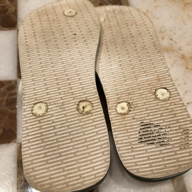 havaianas(ハワイアナス)の【中古】ハワイアナスhavaianasサンダル22〜23cmくらい(33-34) レディースの靴/シューズ(ビーチサンダル)の商品写真