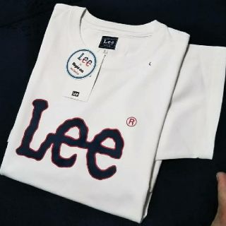 リー(Lee)の〓新品タグ付き〓 LEE  ルーズフィットTシャツ／Ｌ／ホワイト(Tシャツ/カットソー(半袖/袖なし))