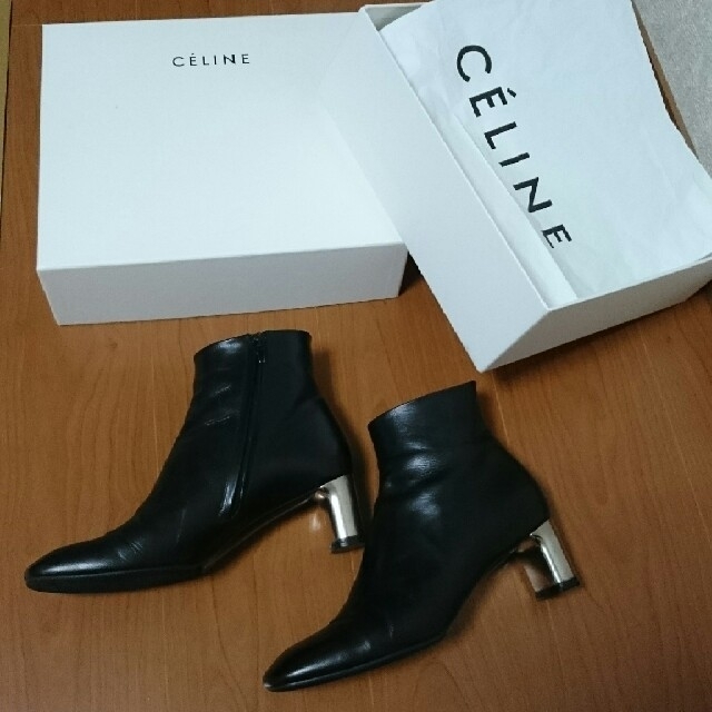 celine(セリーヌ)のBelle様専用　セリーヌ celine バンバン 5センチヒール 39 レディースの靴/シューズ(ブーツ)の商品写真