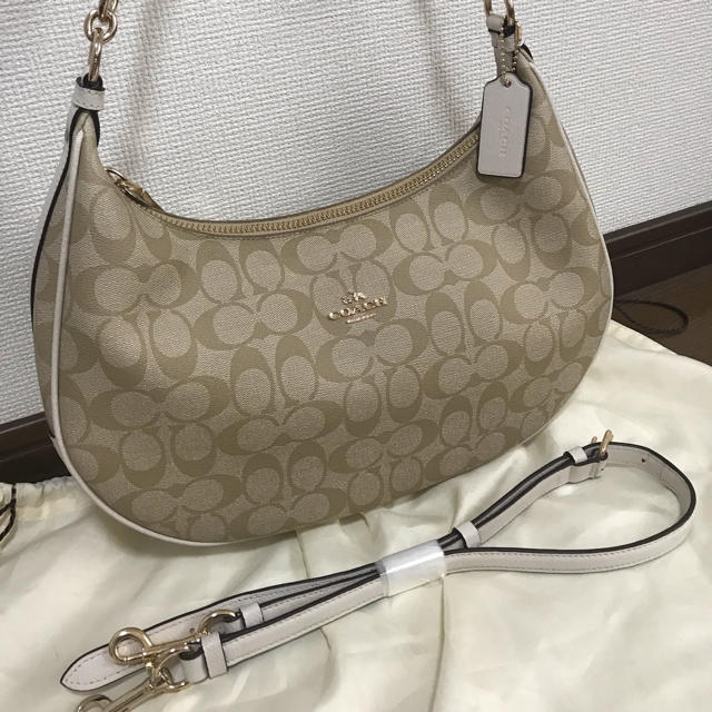 コーチ バッグ 2way シグネチャー 美品 コーチ バッグ 2way シグネチャー 美品