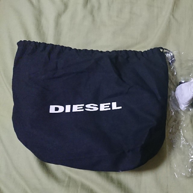 DIESEL(ディーゼル)のDIESEL ボディバック 本革 メンズのバッグ(ボディーバッグ)の商品写真