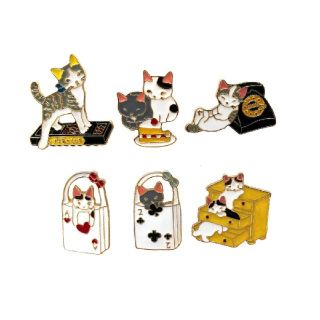 新品 猫 ネコ ピンズ ピンバッジ pin badge ハンドメイド 手作り(ブローチ/コサージュ)