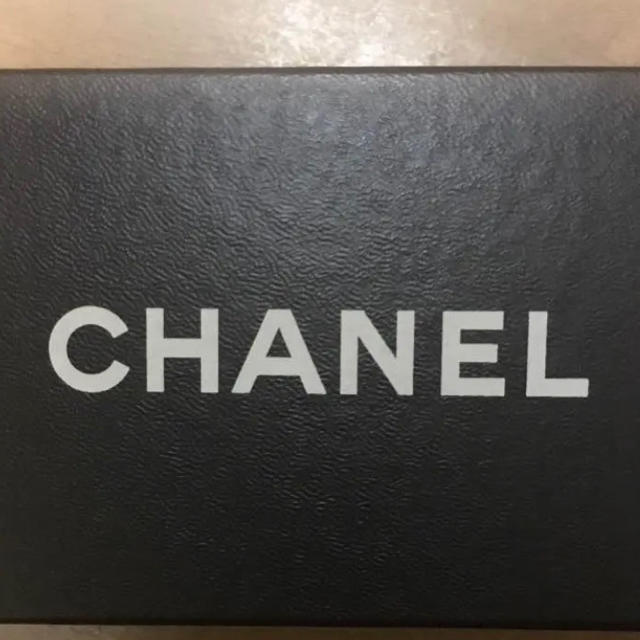 CHANEL シャネル 箱付き サングラス CHANELマーク付き