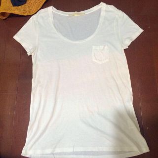 カージュ(Khaju)のkhaju ワンポケT 美品(Tシャツ(半袖/袖なし))