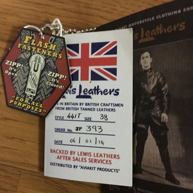 Lewis Leathers(ルイスレザー)のルイスレザーサイクロン タイトフィット 441T 38 カウハイド メンズのジャケット/アウター(ライダースジャケット)の商品写真