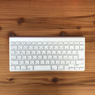 アップル(Apple)のApple Wireless Keyboard (JIS) - A1314(PC周辺機器)