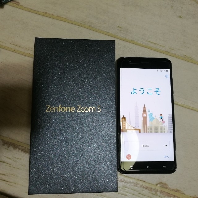 ASUS(エイスース)の値下げ 使用2ヶ月 Zenfone zoom s ネイビーブラック スマホ/家電/カメラのスマートフォン/携帯電話(スマートフォン本体)の商品写真