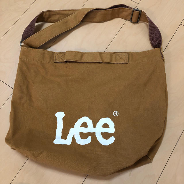 Lee(リー)のlee ショルダーバッグ レディースのバッグ(ショルダーバッグ)の商品写真