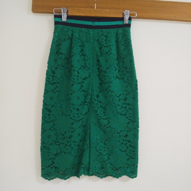 INDIVI(インディヴィ)のスカート レディースのスカート(ひざ丈スカート)の商品写真