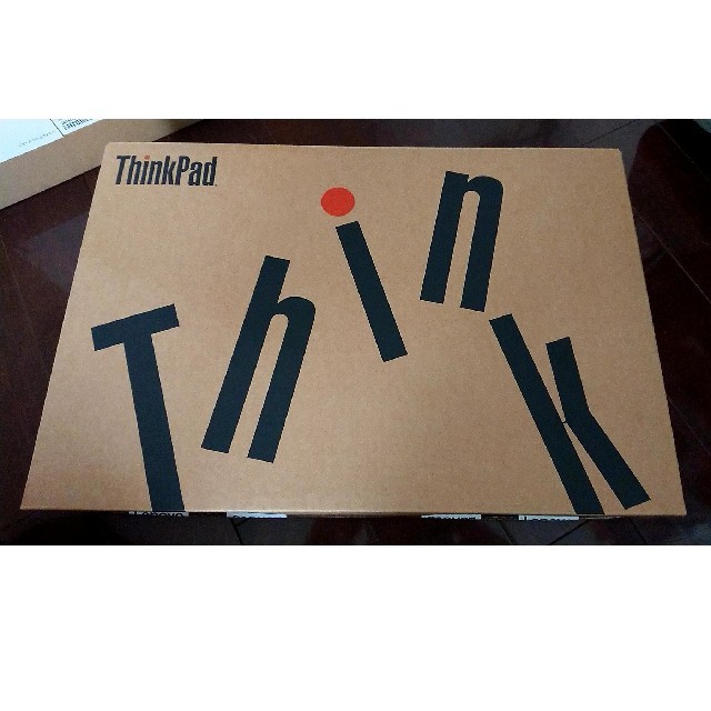 Lenovo ThinkPad E585ノートPC
