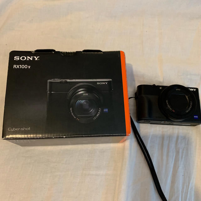 Sony rx100m5 コンデジ