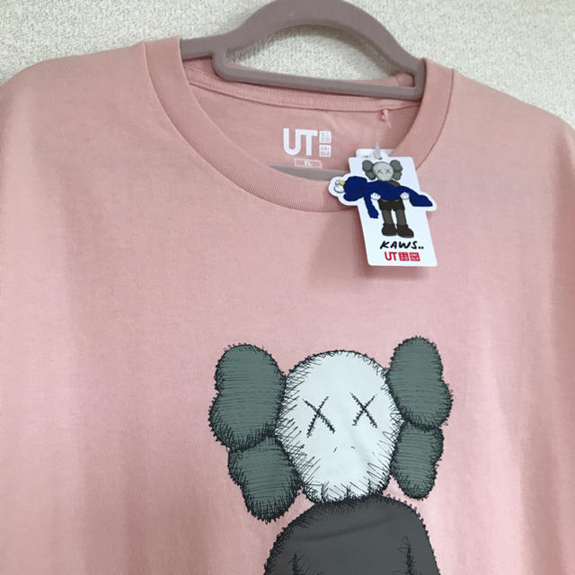 UNIQLO(ユニクロ)のkaws Tシャツ メンズのトップス(Tシャツ/カットソー(半袖/袖なし))の商品写真